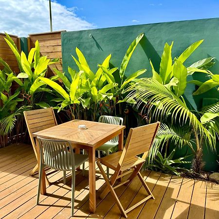 Aloes - Villa Salba. Panoramic View. L'Etang-Sale Exterior photo
