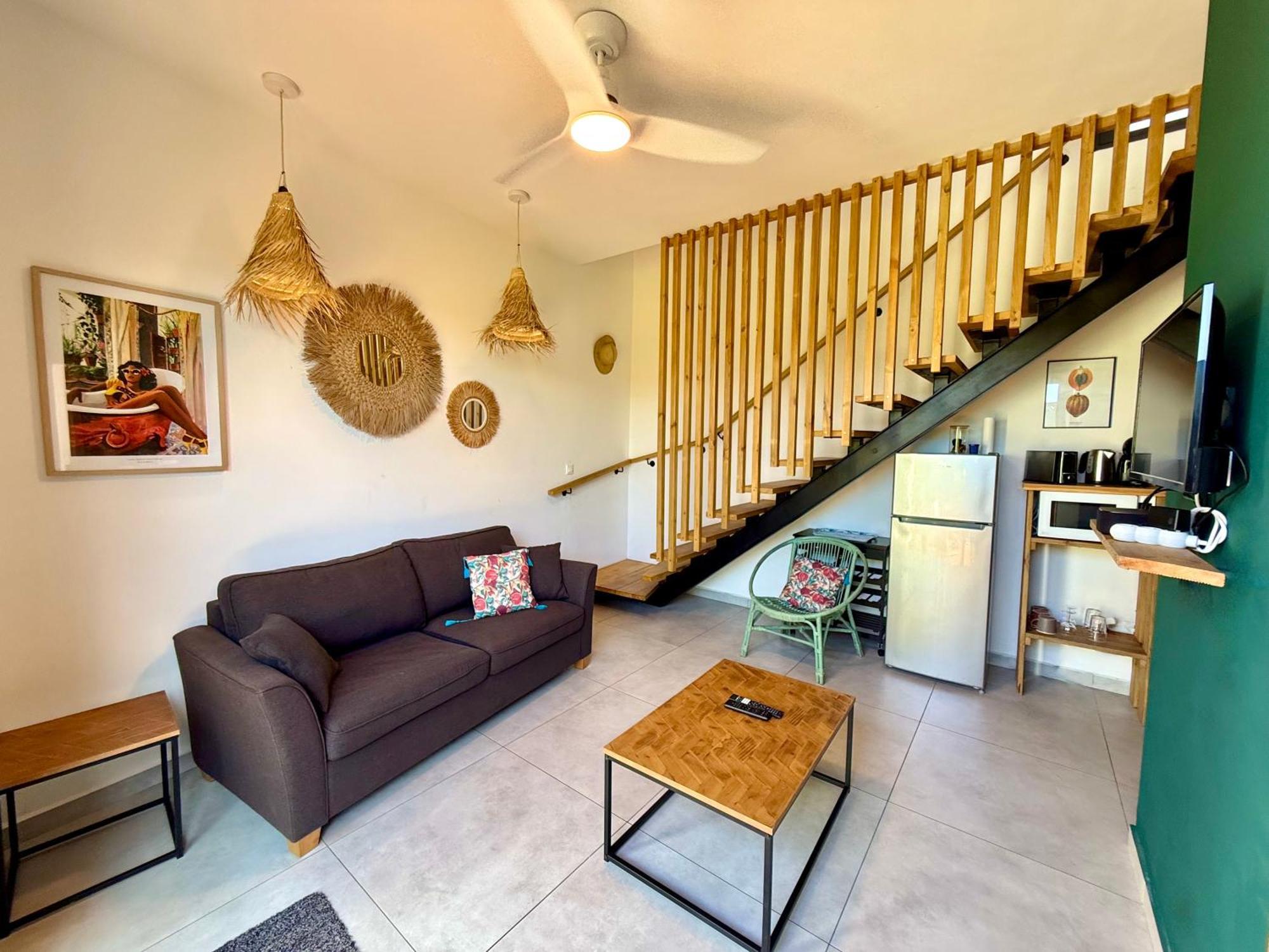 Aloes - Villa Salba. Panoramic View. L'Etang-Sale Exterior photo