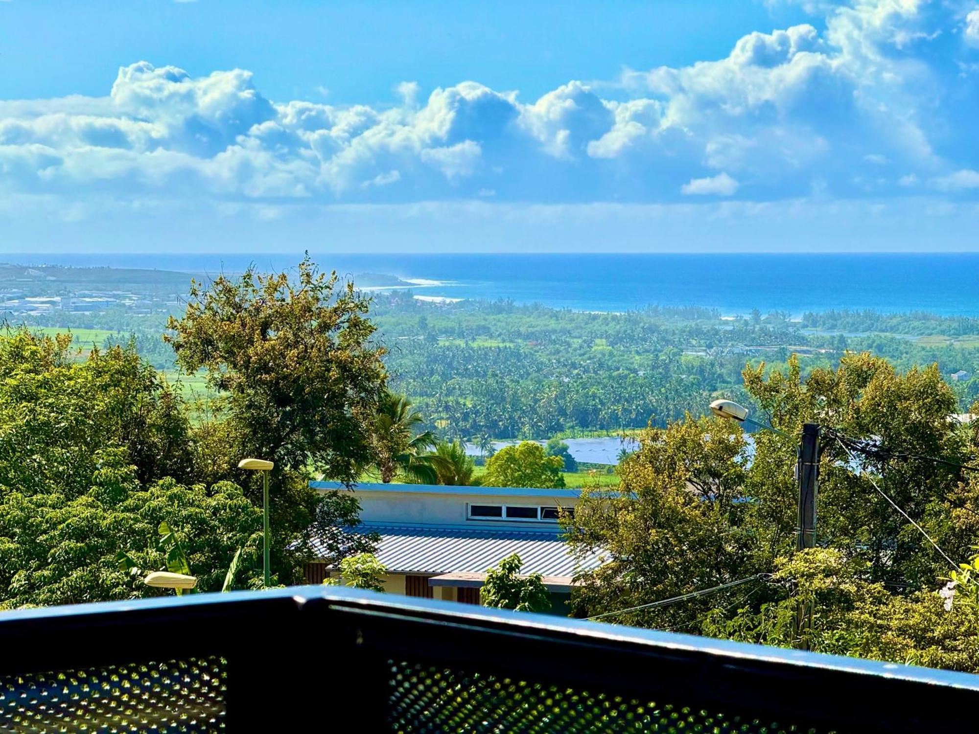 Aloes - Villa Salba. Panoramic View. L'Etang-Sale Exterior photo